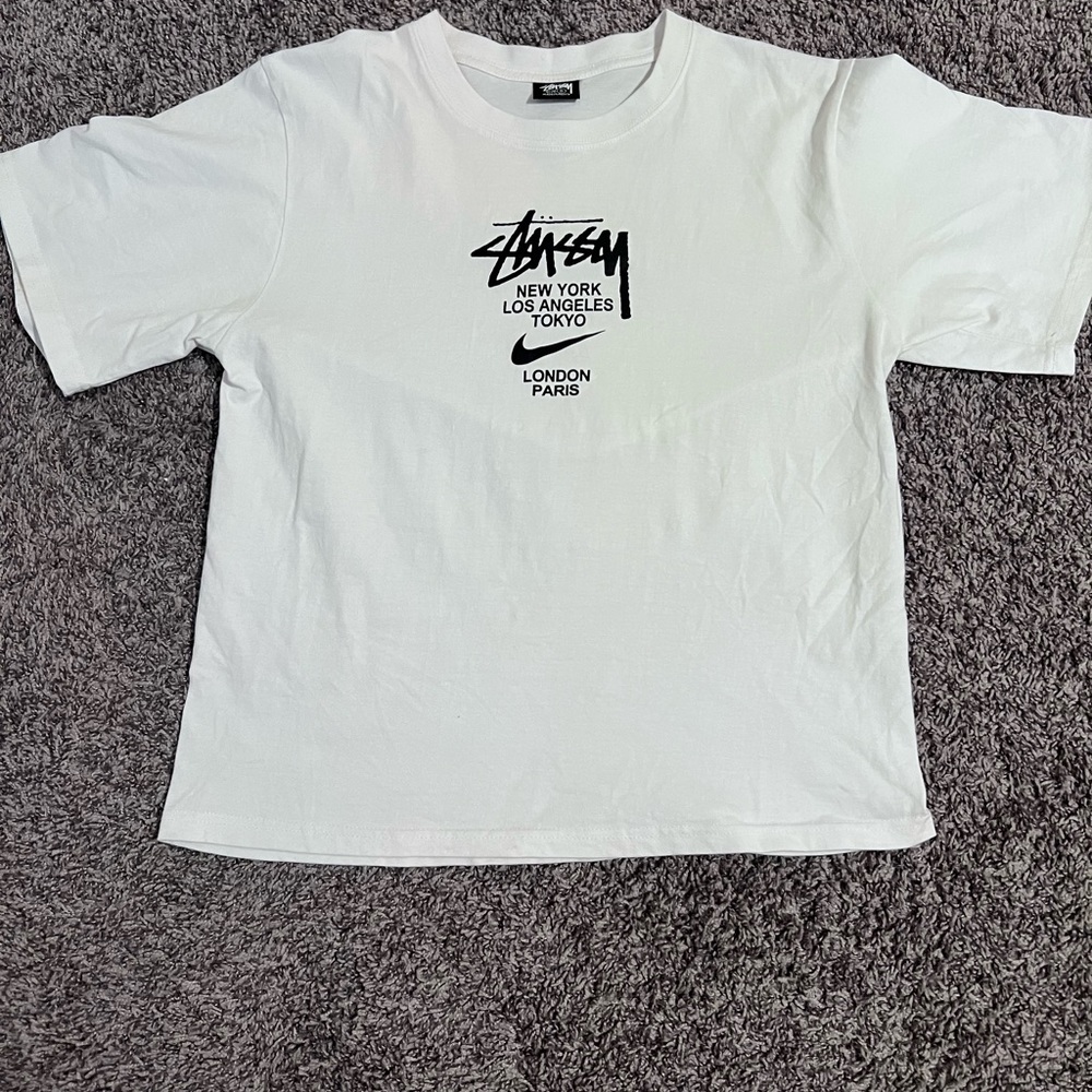STUSSY X NIKE COLLAB TEE WHITE